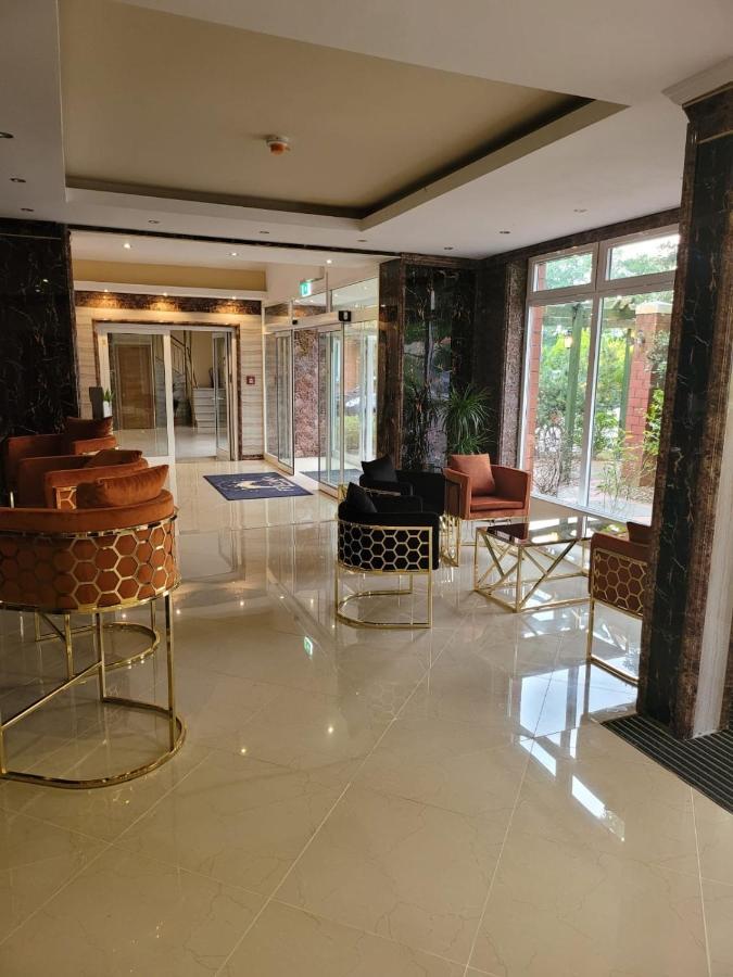 Fergana Uebersee Hotel Бремерхафен Экстерьер фото