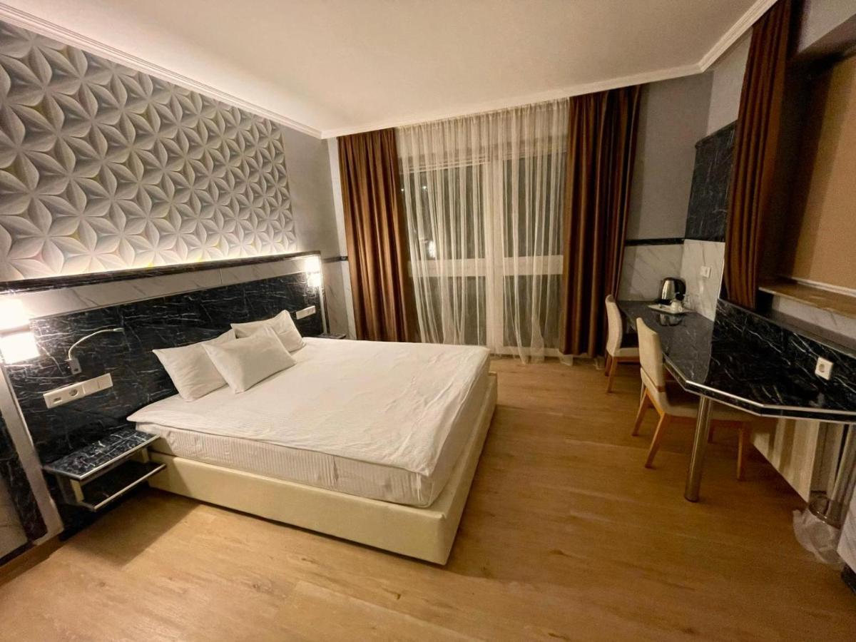Fergana Uebersee Hotel Бремерхафен Экстерьер фото