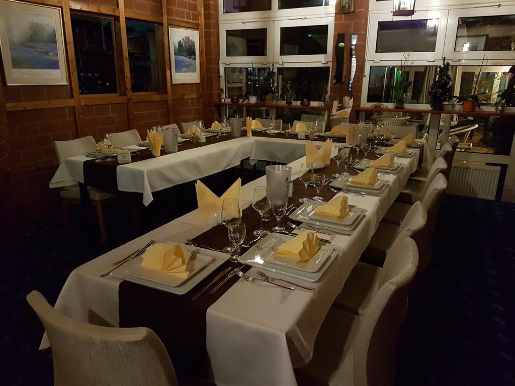 Fergana Uebersee Hotel Бремерхафен Экстерьер фото